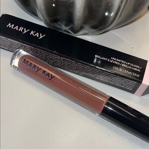 Mary Kay Unlimited Lip Gloss  - Tawny Nude